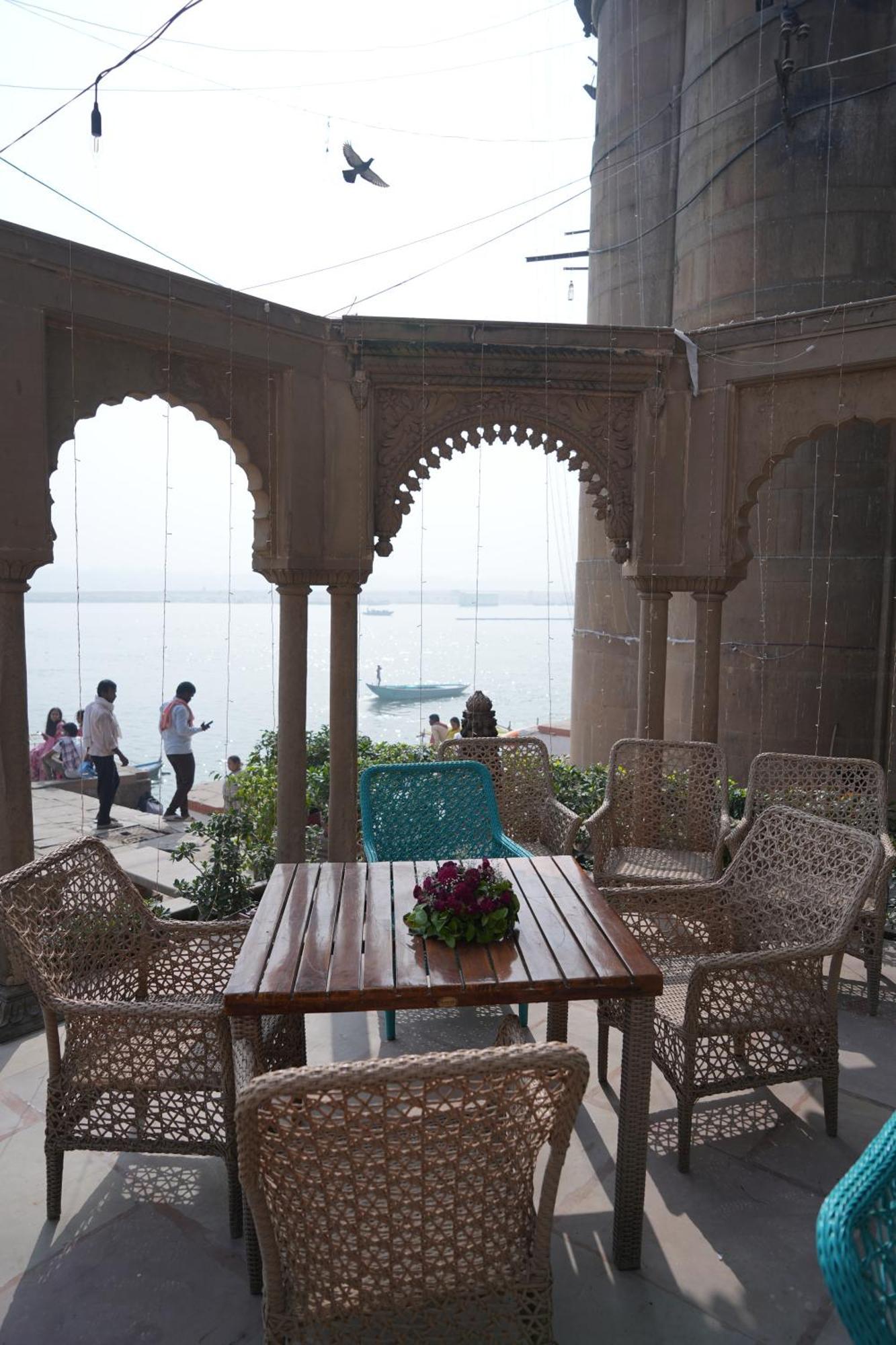 Guleria Kothi At Ganges Hotel Varanasi Eksteriør billede