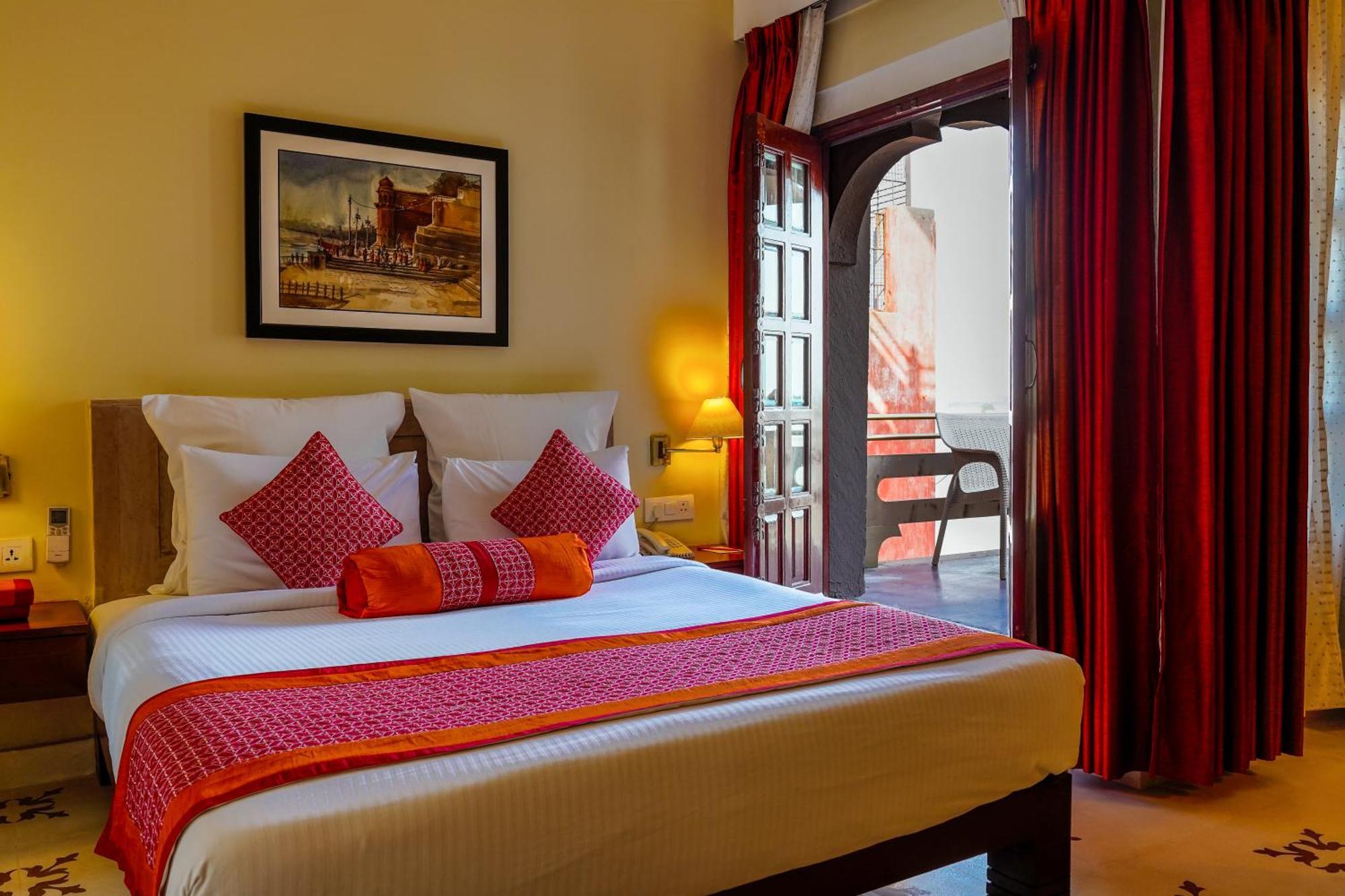 Guleria Kothi At Ganges Hotel Varanasi Eksteriør billede