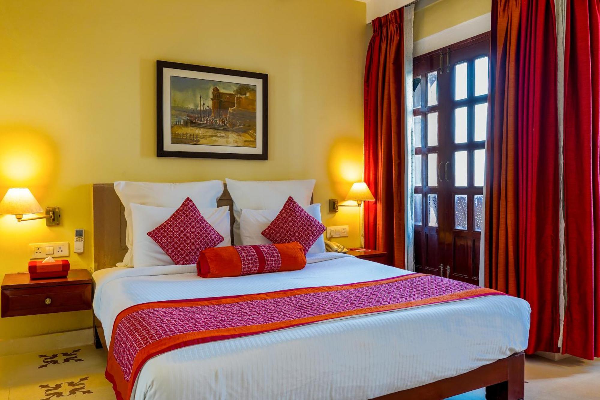 Guleria Kothi At Ganges Hotel Varanasi Eksteriør billede