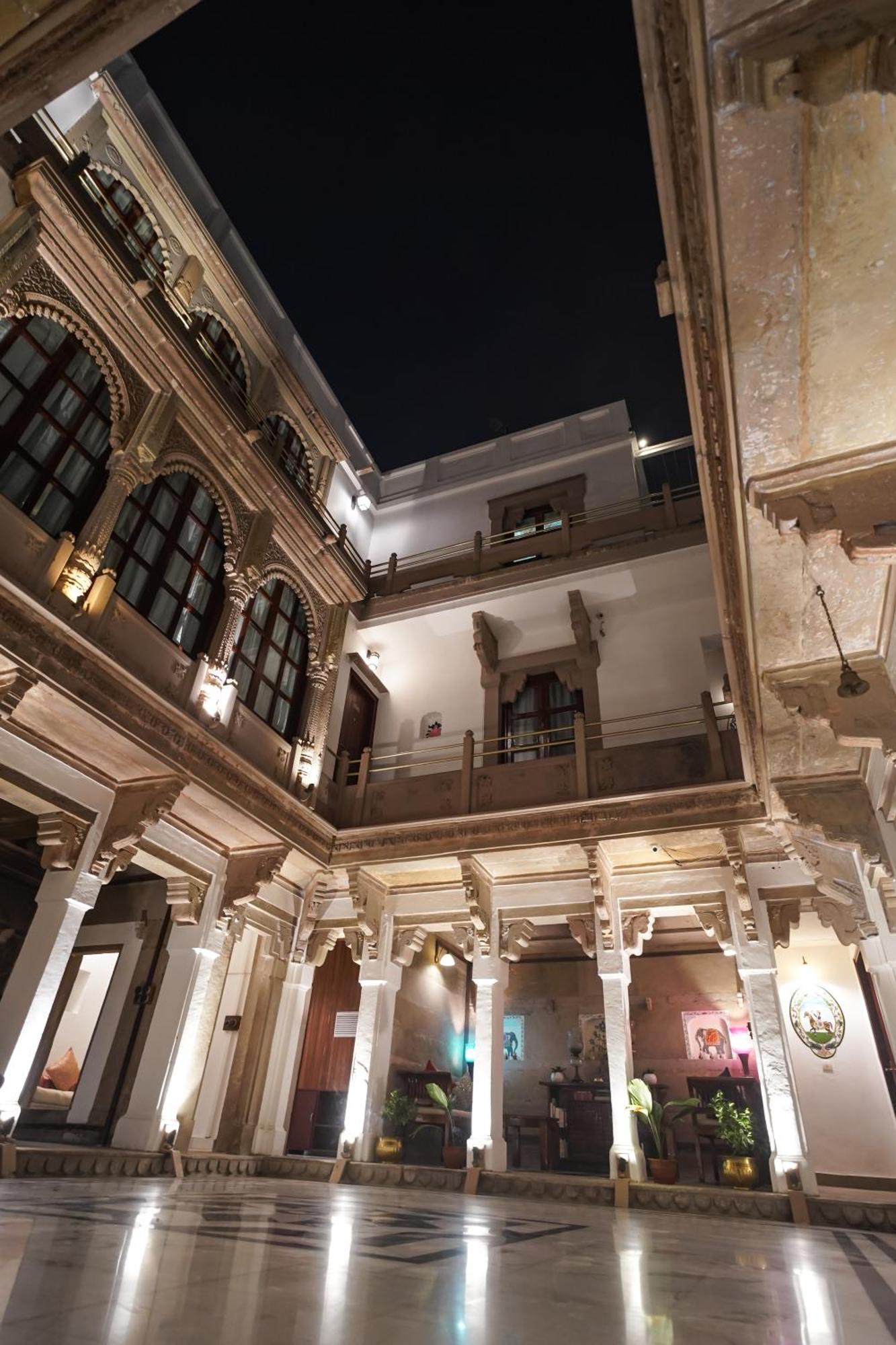 Guleria Kothi At Ganges Hotel Varanasi Eksteriør billede