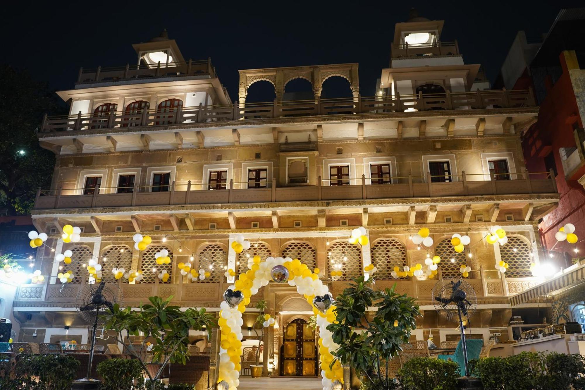 Guleria Kothi At Ganges Hotel Varanasi Eksteriør billede