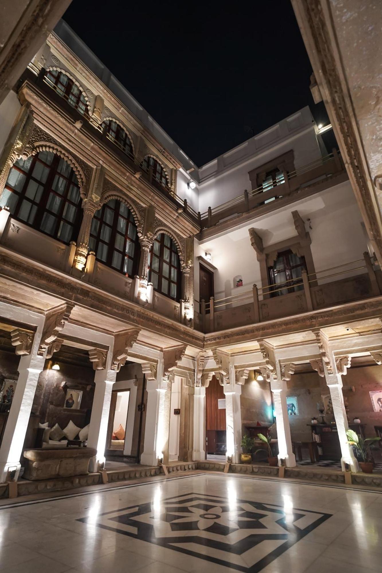 Guleria Kothi At Ganges Hotel Varanasi Eksteriør billede