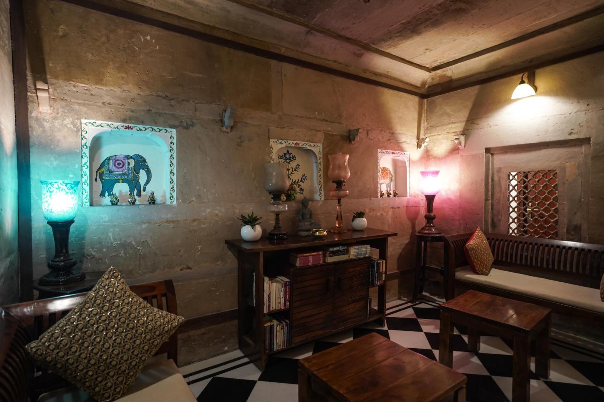 Guleria Kothi At Ganges Hotel Varanasi Eksteriør billede