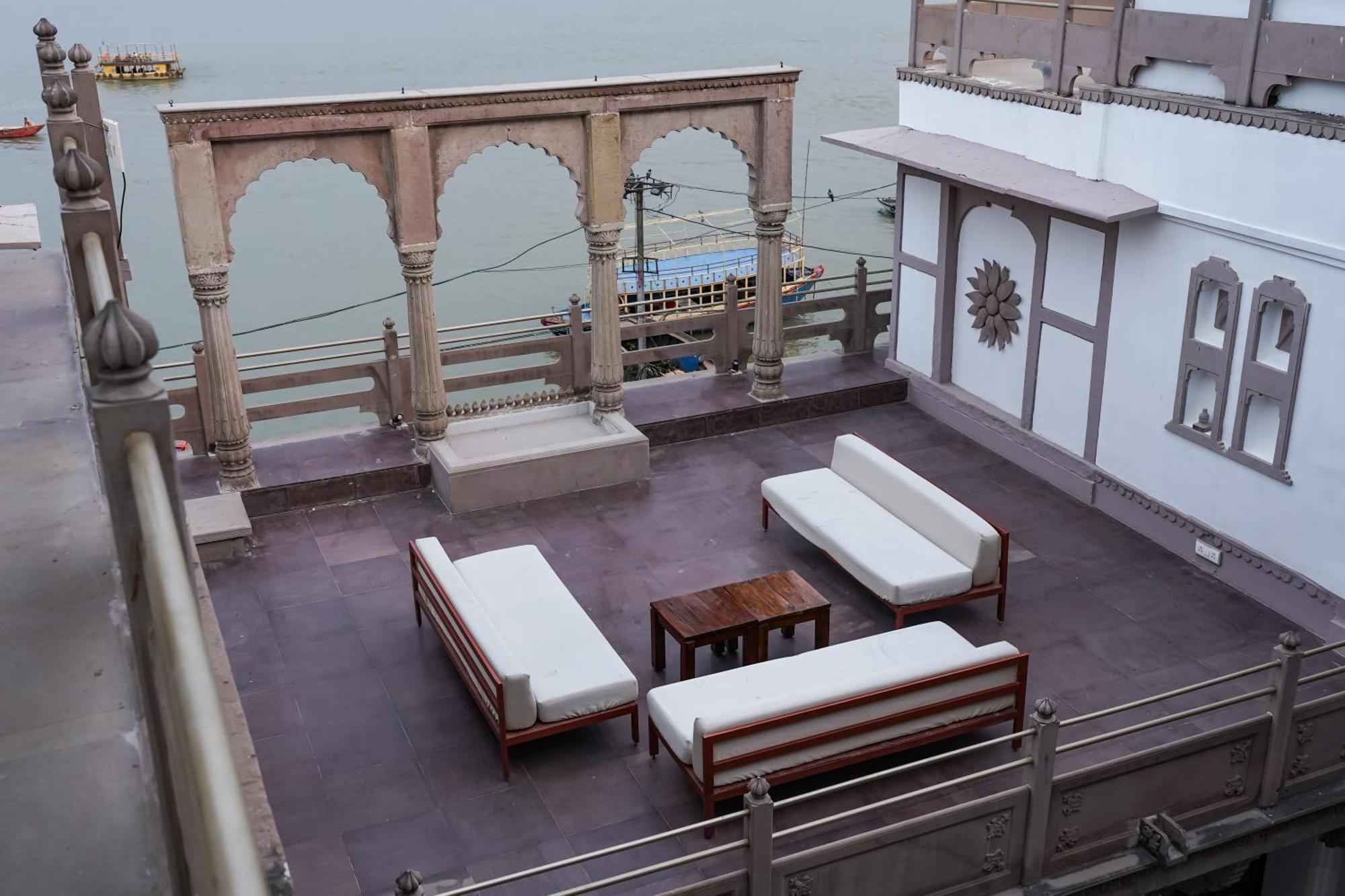 Guleria Kothi At Ganges Hotel Varanasi Eksteriør billede